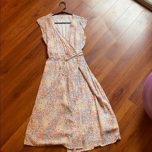 EUC Gap Midi Wrap Floral Dress